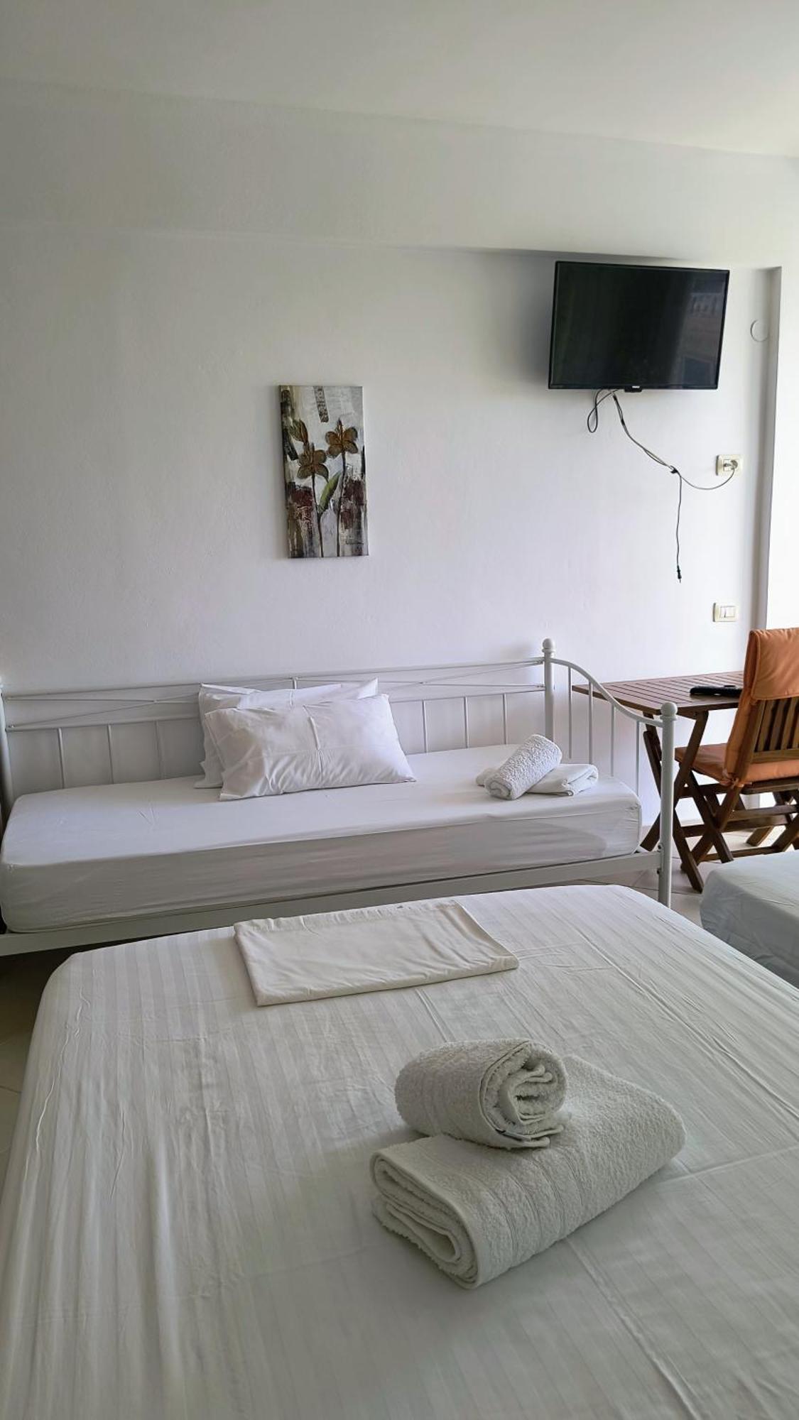Polyxeni Apartments & Rooms Qeparo Ngoại thất bức ảnh