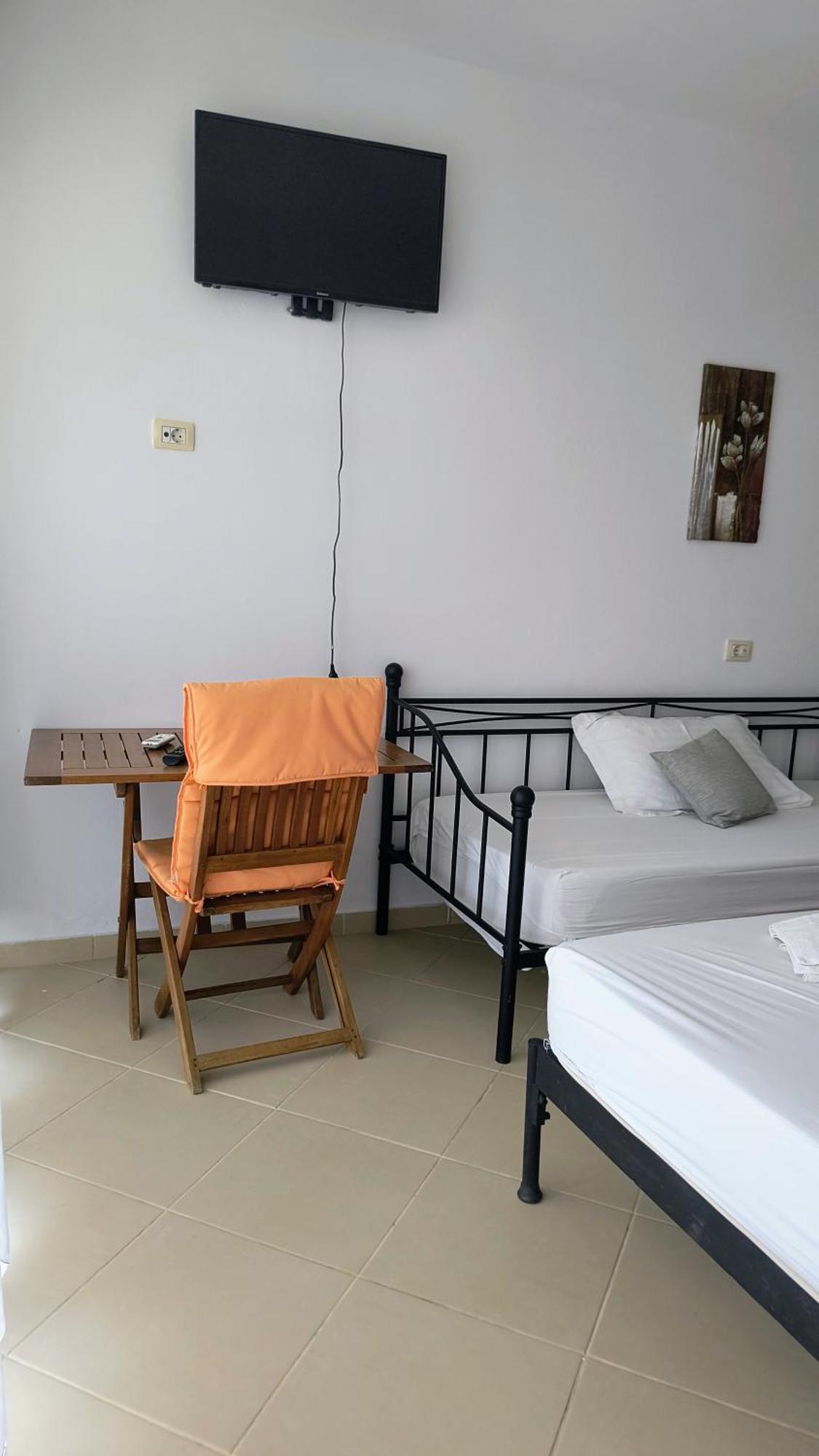 Polyxeni Apartments & Rooms Qeparo Ngoại thất bức ảnh