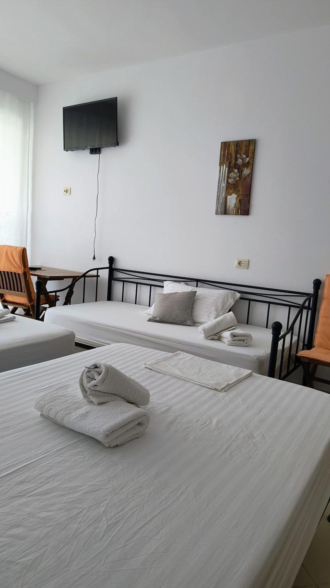 Polyxeni Apartments & Rooms Qeparo Ngoại thất bức ảnh